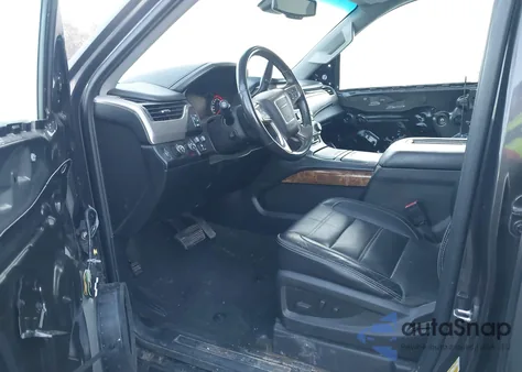 2015 GMC Yukon Denali z USA, uszkodzony, nr VIN 1GKS2CKJ3FR683363